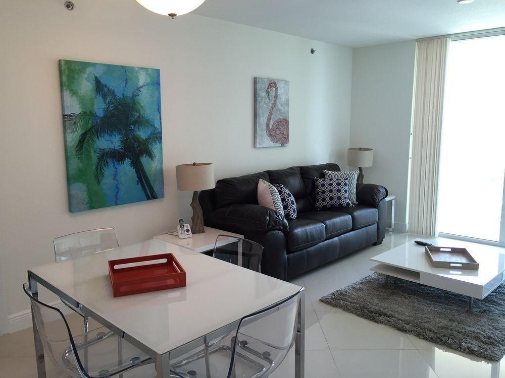Churchill Suites Miami Brickell - One Broadway מראה חיצוני תמונה