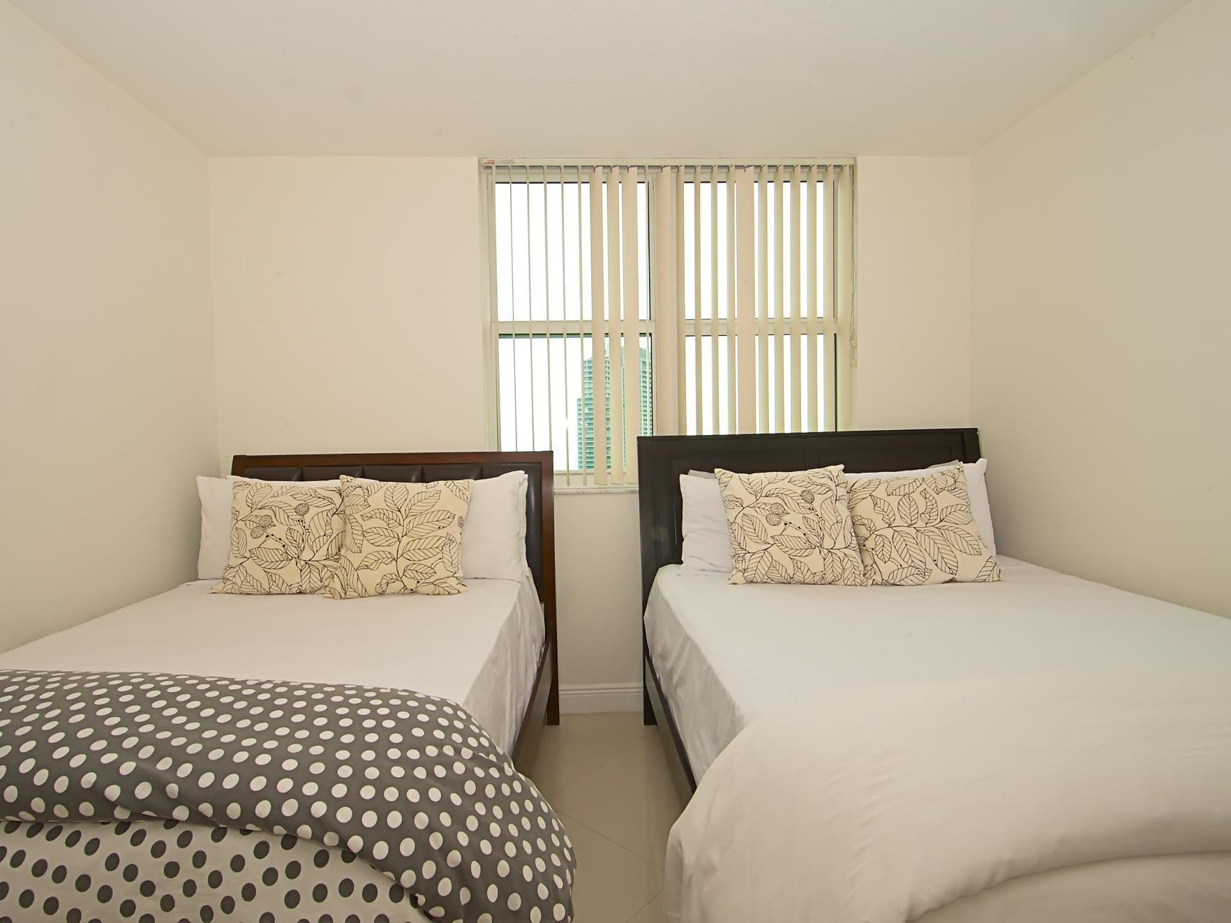 Churchill Suites Miami Brickell - One Broadway מראה חיצוני תמונה