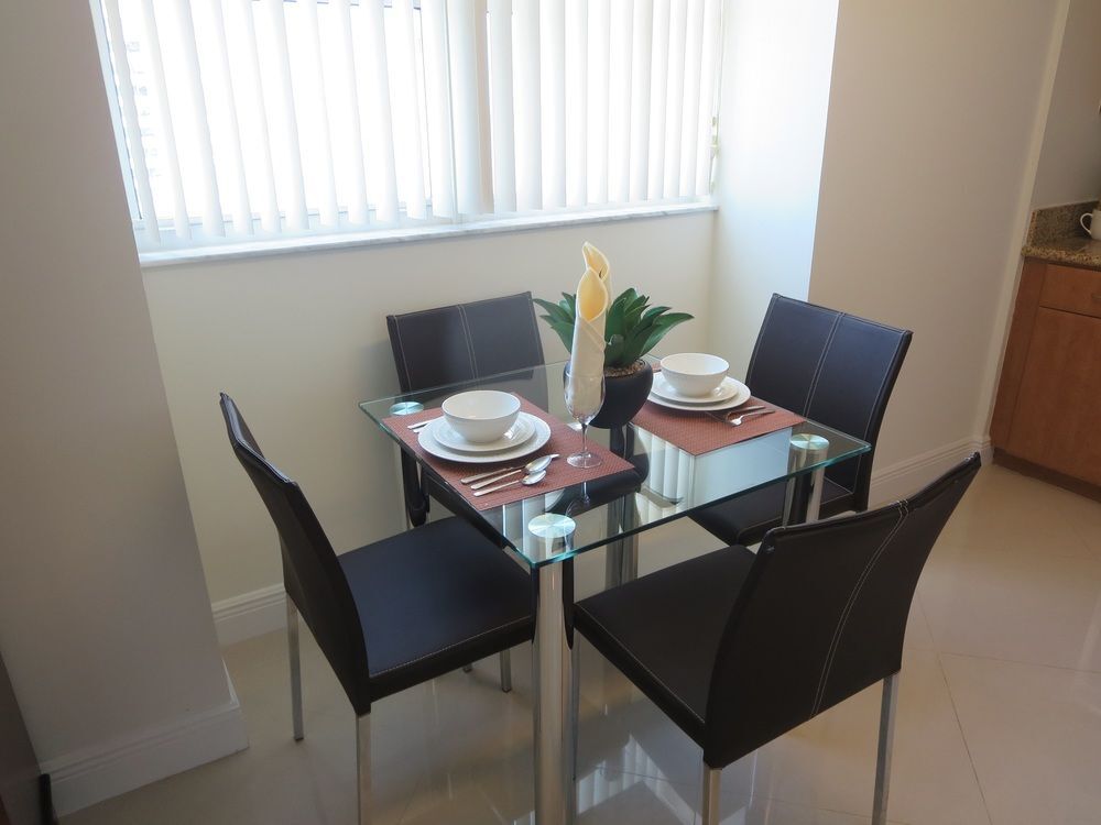 Churchill Suites Miami Brickell - One Broadway מראה חיצוני תמונה